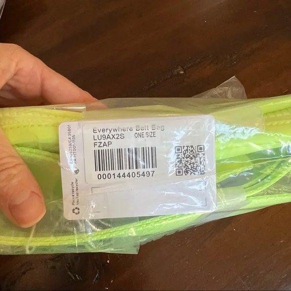 🍋Lululemon Everywhere Belt Bag Extended Strap in Faded Zap - Picture 8 of 9